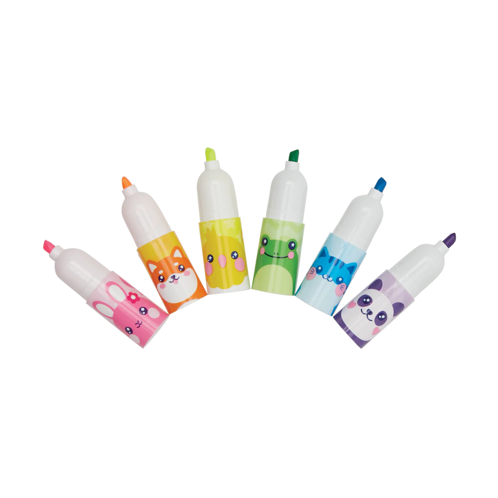 Hey! Critters Stacking Highlighters six neon mini stackable highlighters with cute animal faces for note taking.