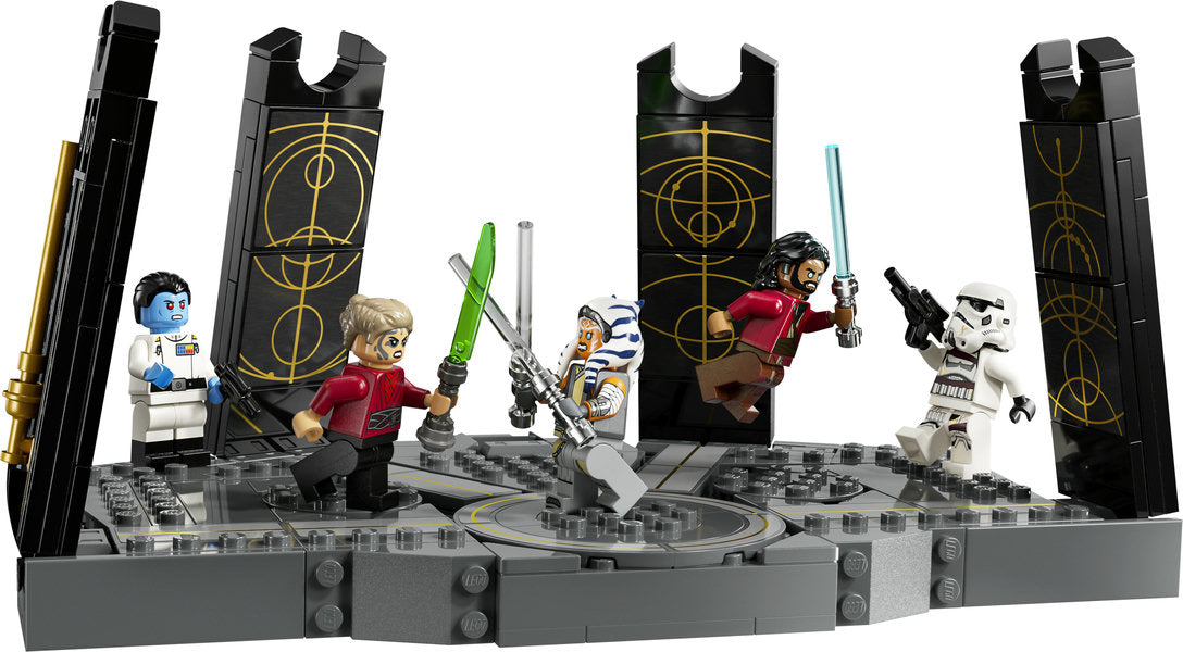 Star Wars Ahsoka Tano's Duel on Peridea LEGO playset with 5 minifigures and spinning battle platform.