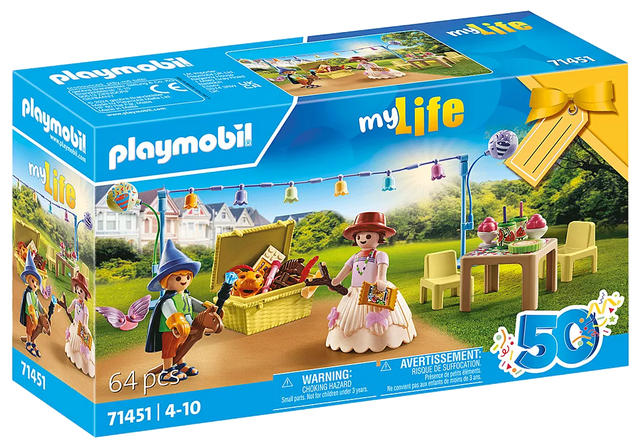 My Life | Costume Party Playmobil set with costumes and accessories for children aged 4 and up outdoors picnic scene.
