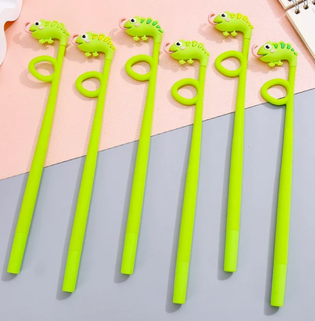 Chameleon Wiggle Gel Pen with bright green chameleon design and flexible loop for a fun, smooth writing experience.