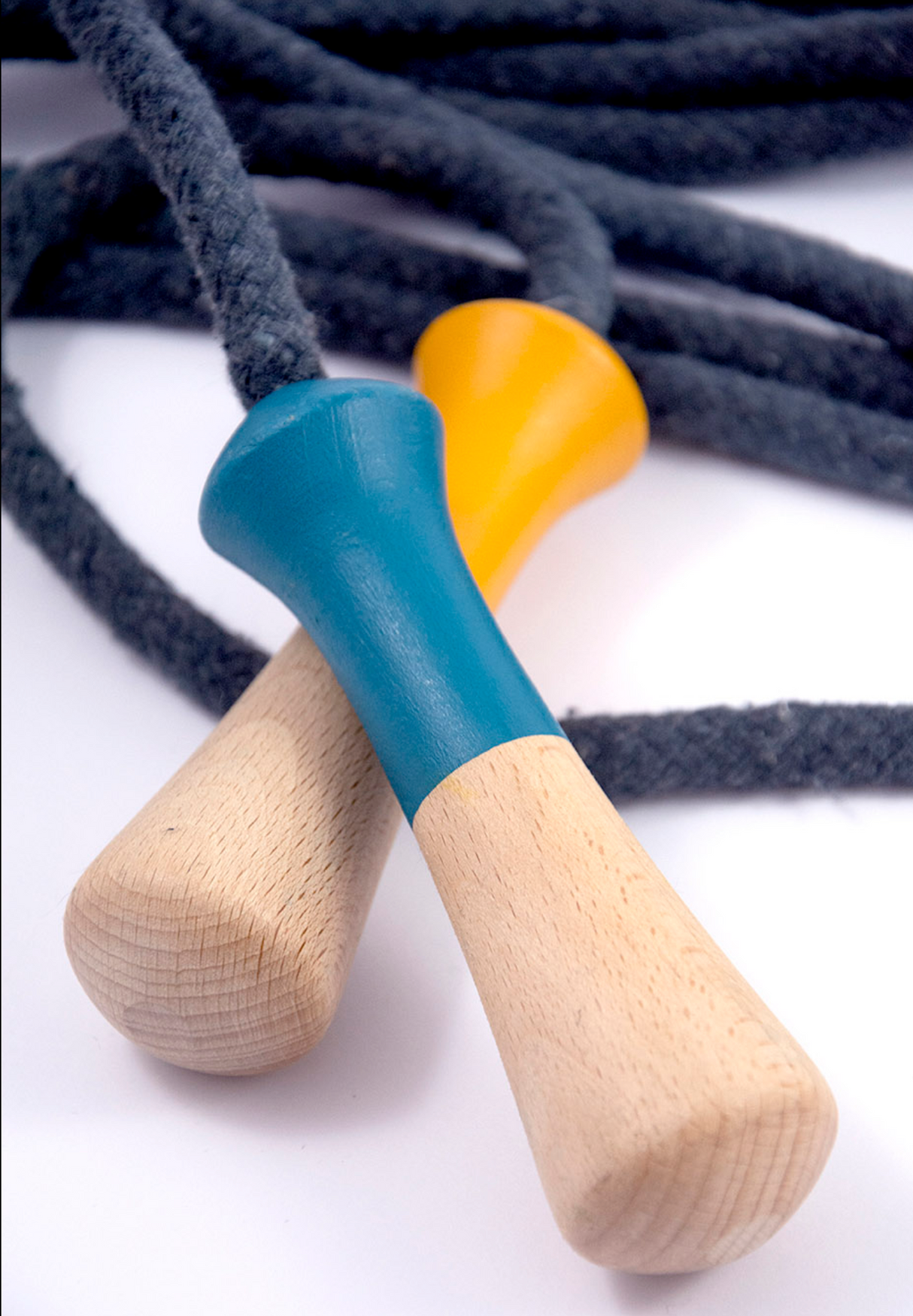 Jump Rope | Playground Coral & Mint with long cotton rope and beech wood handles in coral and mint colors.