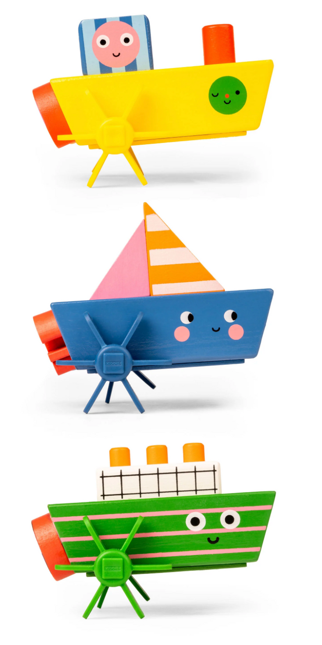 Kidoki Windup Boat set with three colorful wooden pull string bath boats featuring friendly faces and spinning propellers.