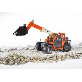 JLG 2505 Telehandler model with extendable arm and front loader scoop on rocky terrain, scale 1:16 toy.