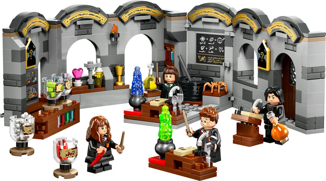 Harry Potter Hogwart's Castle: Potions Class