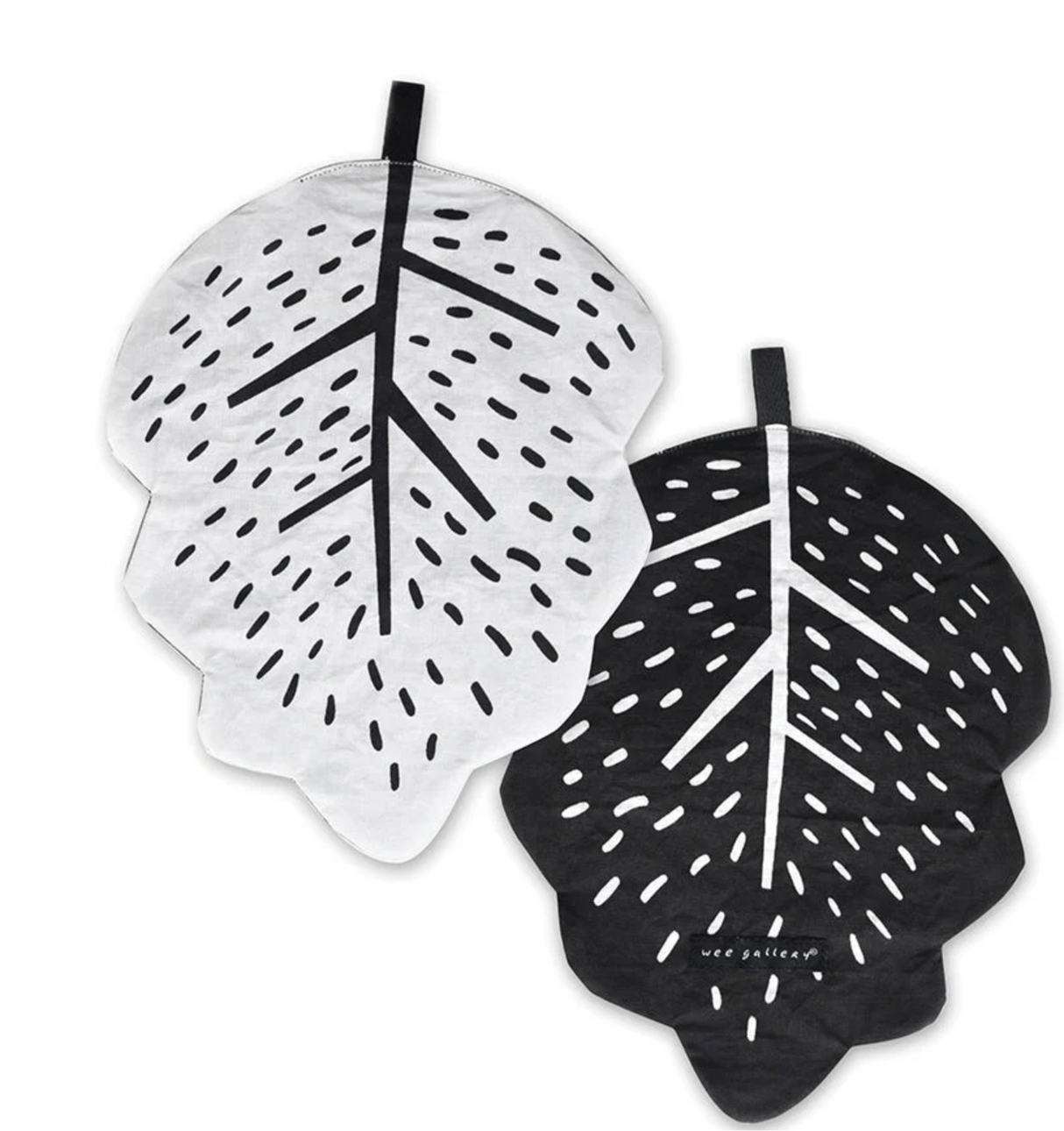 Organic Crinkle Toy | Leaf