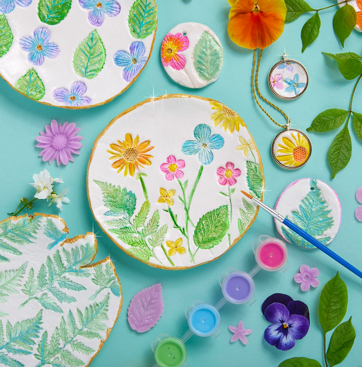 WishCraft Flower Power Pottery