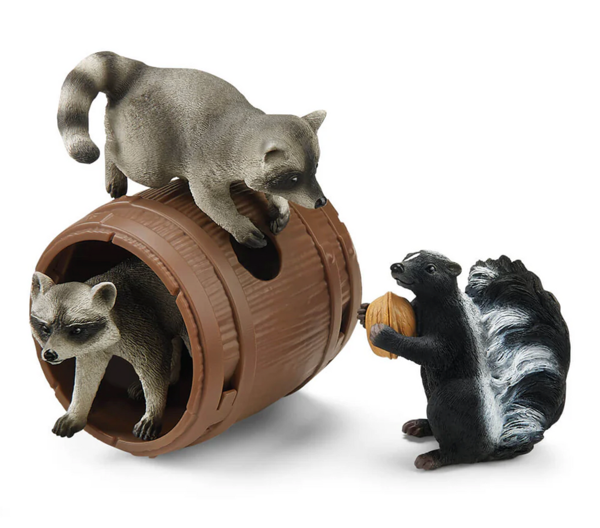 Nutty Mischief | Hunt for the Nut