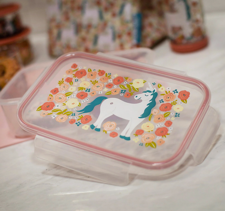 Good Lunch Bento Box | Unicorns featuring a unicorn and floral design with secure locking lid and three compartments.